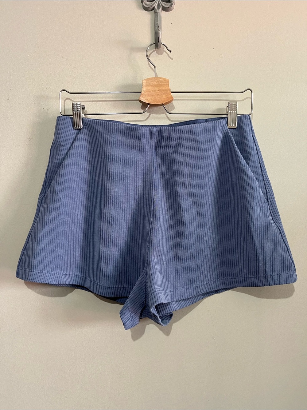 Lululemon Ribbed Softstreme High-Rise Short 2" Oasis Blue size 8